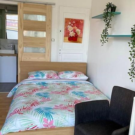 Le Cosy Tassin - Rez De Jardin Διαμέρισμα Εξωτερικό φωτογραφία