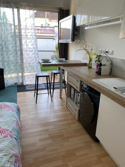Le Cosy Tassin - Rez De Jardin Διαμέρισμα Εξωτερικό φωτογραφία